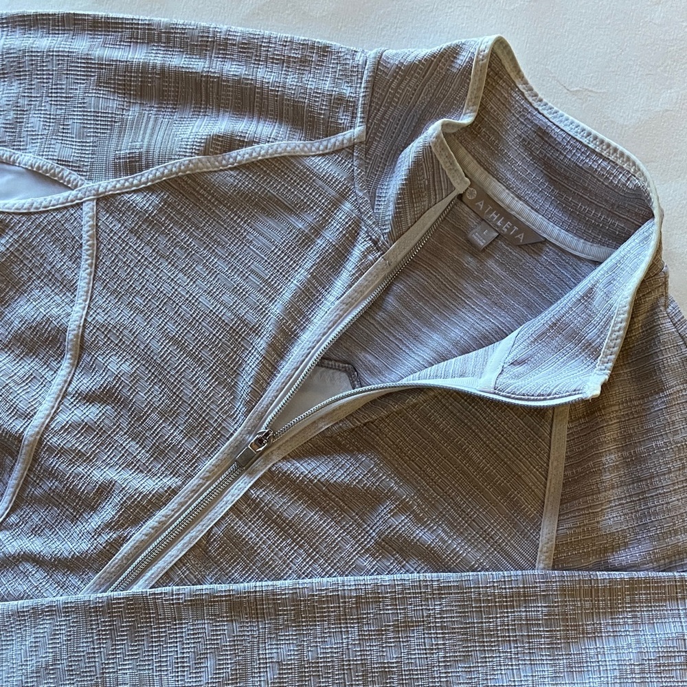 Athleta Women’s Size L jacket, athletic leisure in white, tan, great for travel!